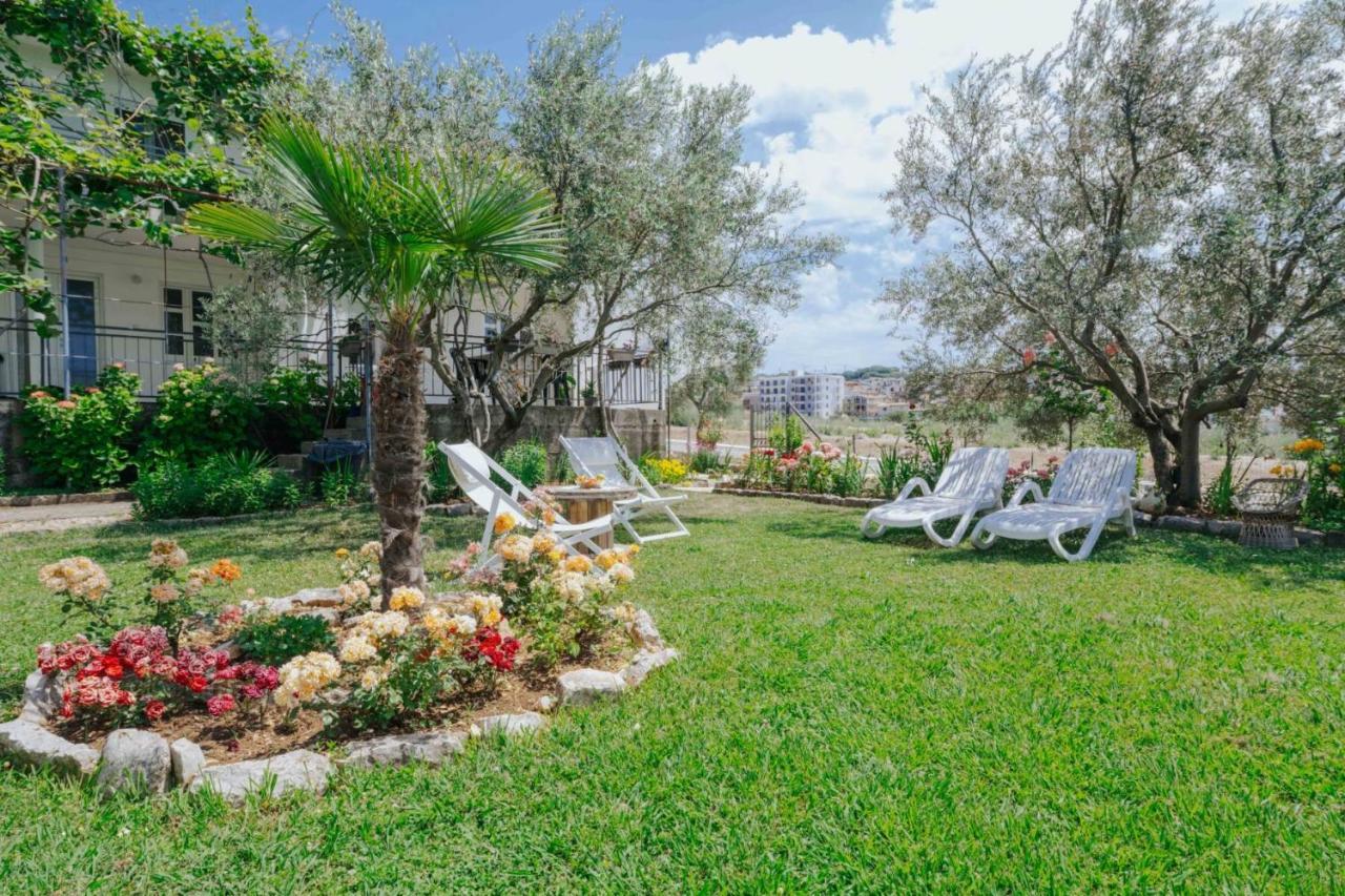 Sea Garden Apartments Dobra Voda Exterior photo
